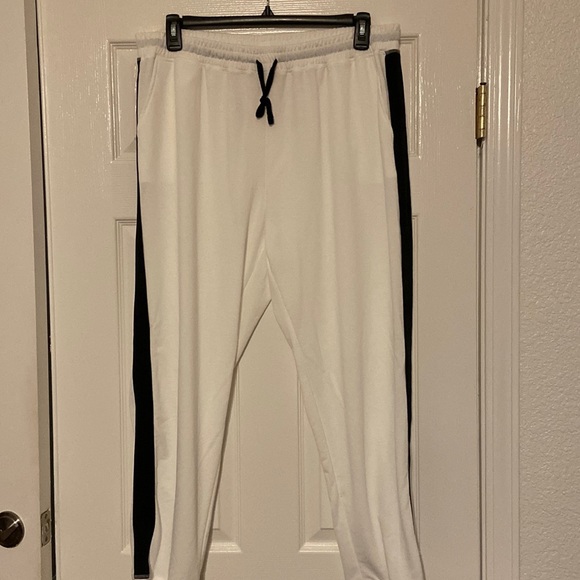 LuLaRoe Pants - Lularoe Jax joggers.  Size 2XL.  NWT